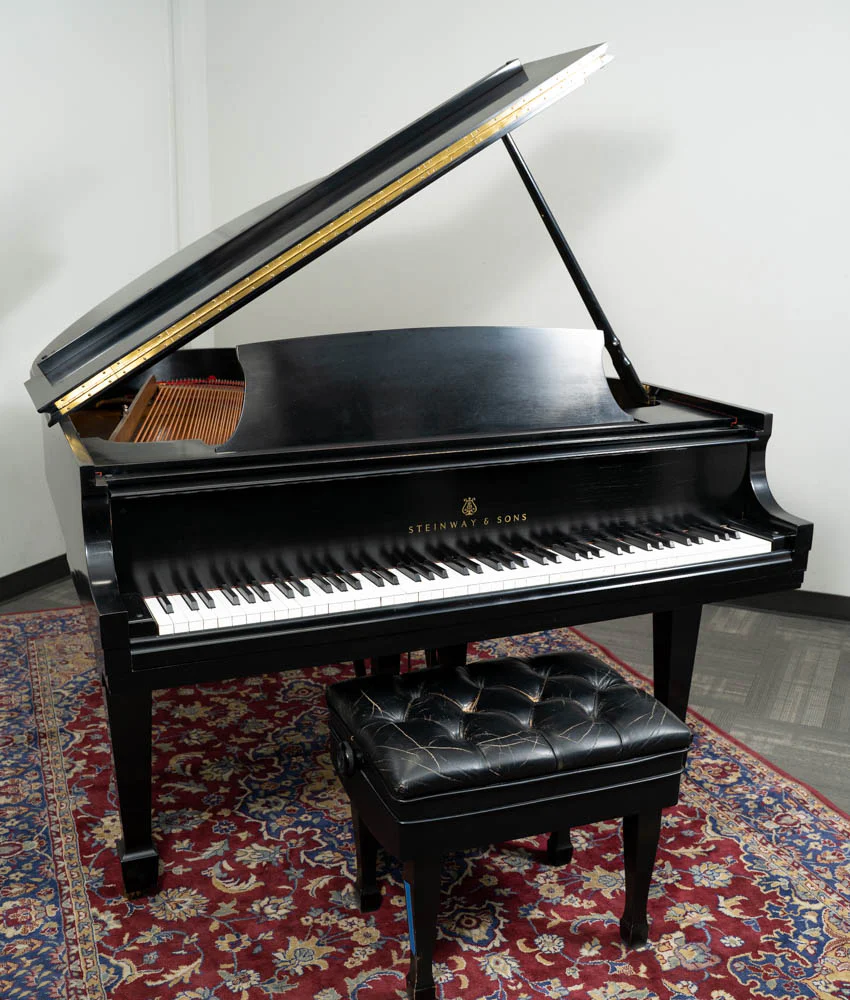 1986 Steinway & Sons 5'7" Model M Grand Piano | Satin Ebony | Used - Image 3