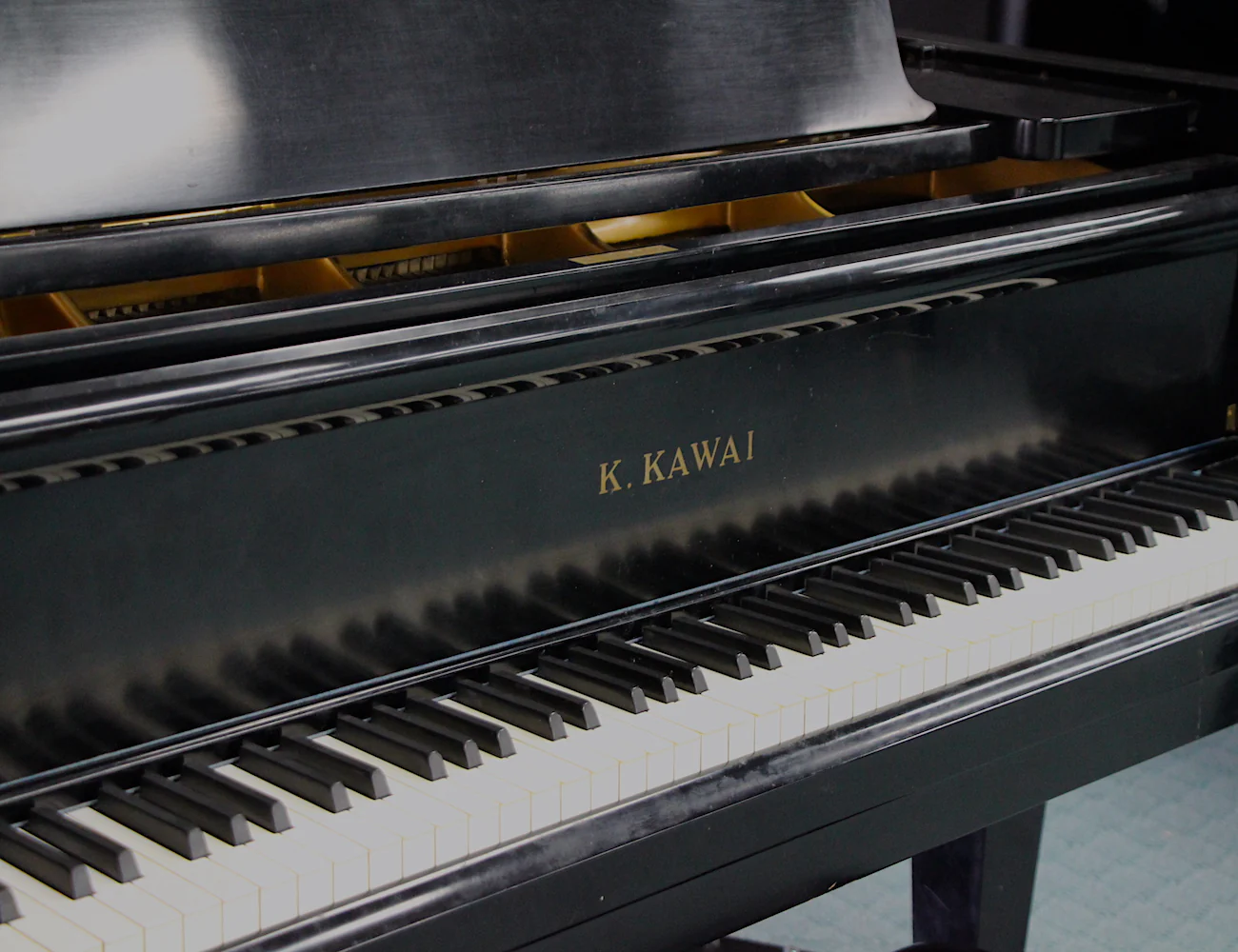 Kawai 9'0" KG-8 Concert Grand Piano | Satin Ebony | SN: 557979 | Used - Image 3